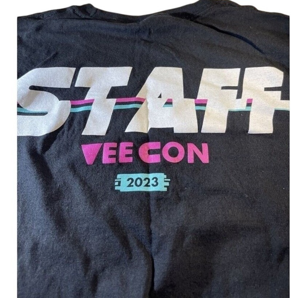 VEECON‎ 2023 Staff T-shirt (Large) Pre-owed